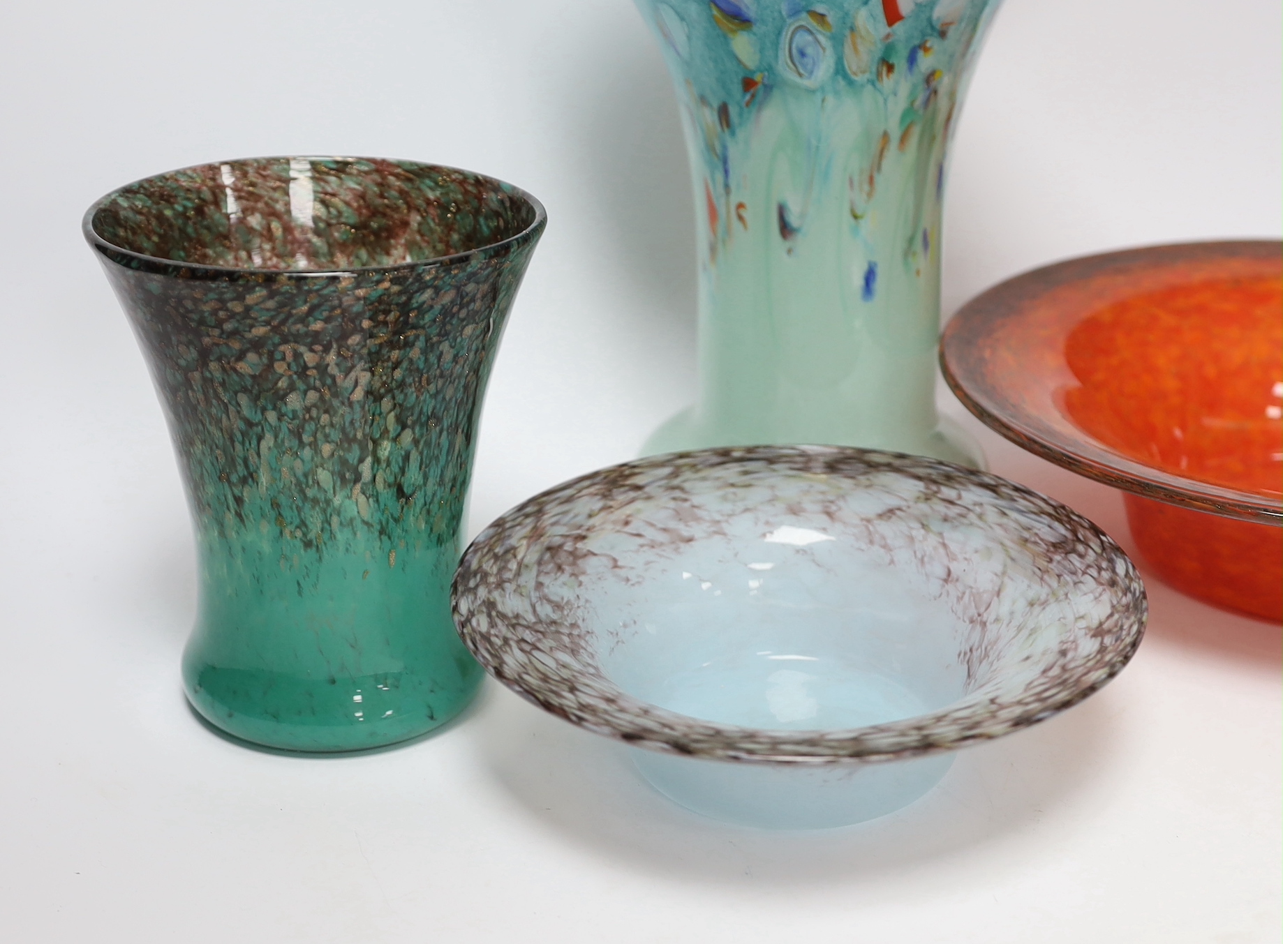 A Vasart or Strathearn mottled glass vase, a Monart glass small vase and two similar bowls (4) tallest 24cm